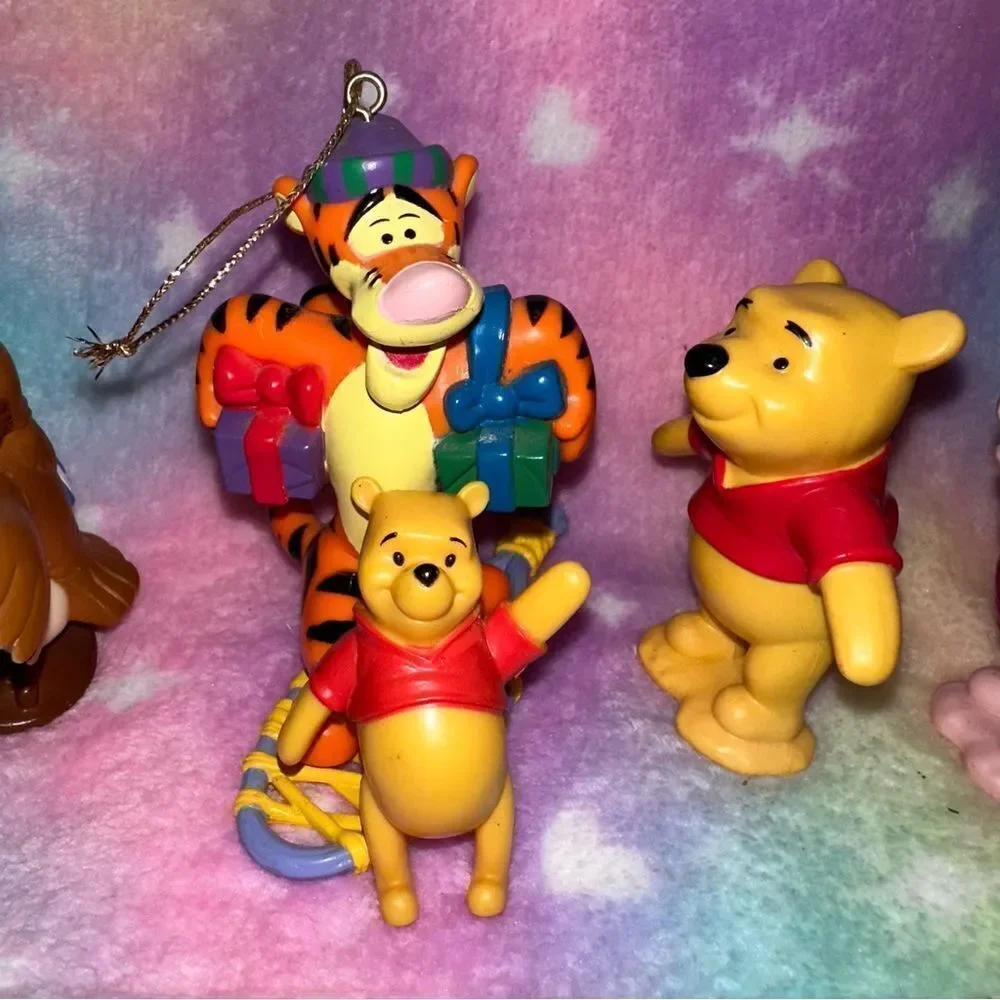 Disney Winnie the Pooh and friends cake topper’s